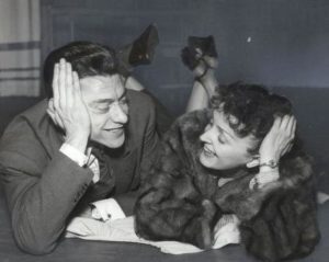 Robert Lamoureux et Edith Piaf